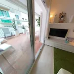 Terrace Retreat Apartment *
